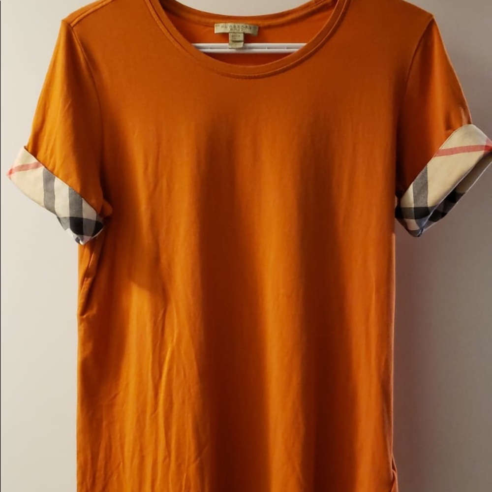 Burberry t shirt